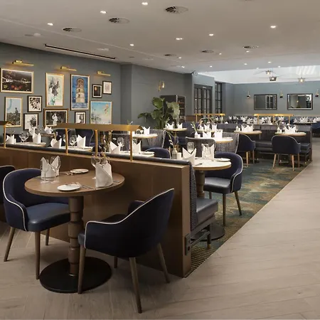 Отель Hilton 5*