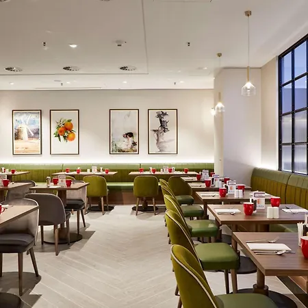 Hilton Ξενοδοχείο 5*