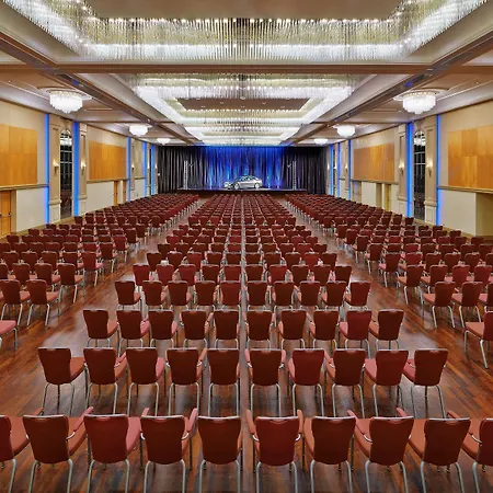 Ξενοδοχείο Hilton 5*