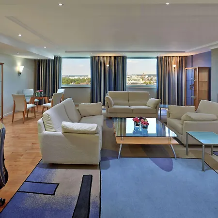 Ξενοδοχείο Hilton 5*