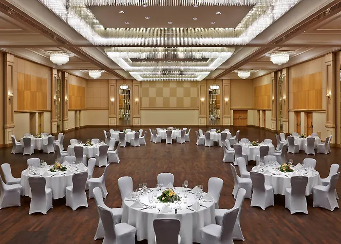 Ξενοδοχείο Hilton 5*